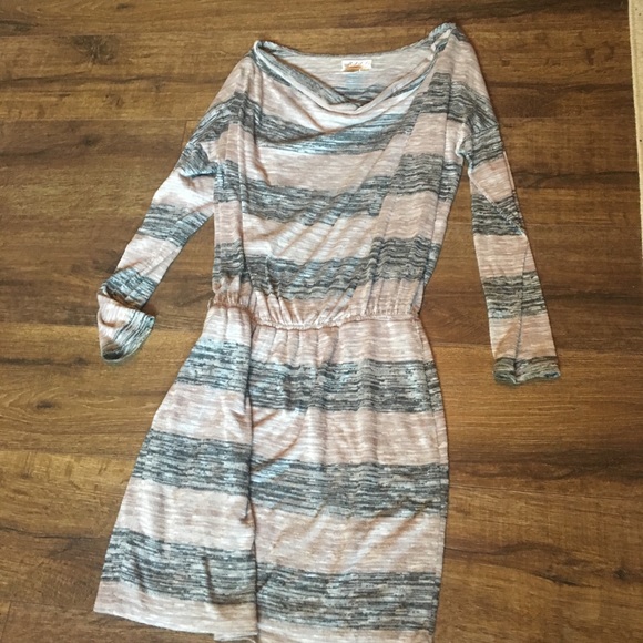 DRESS - Picture 3 of 5